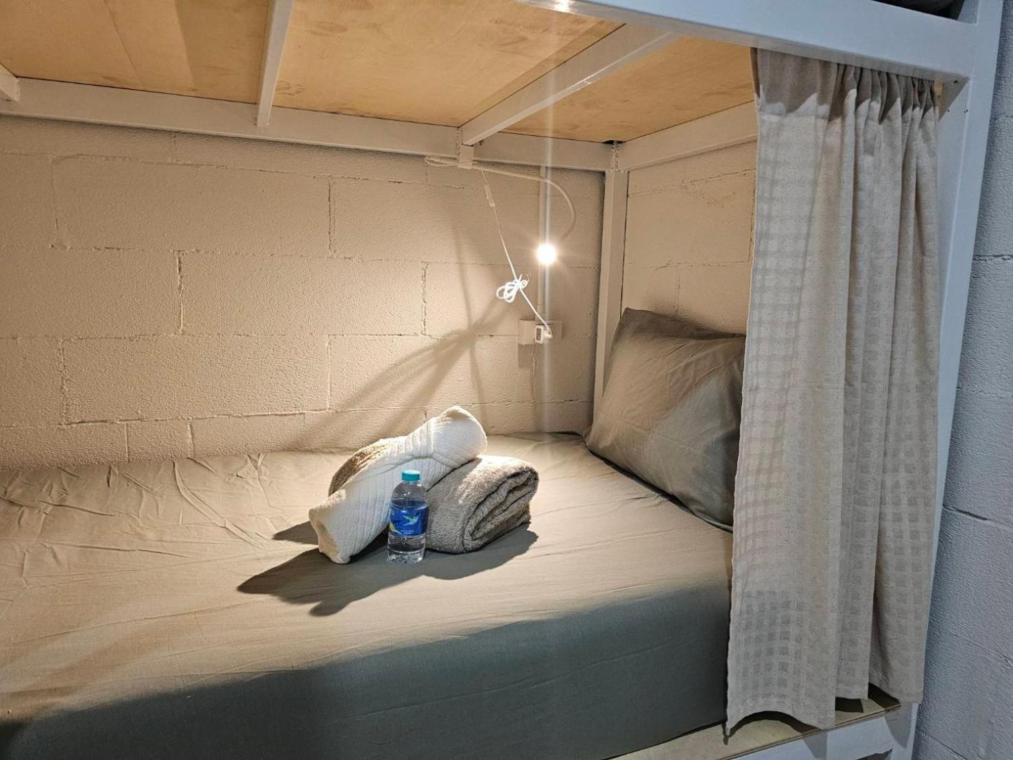 Hao Norn Hostel 통살라 외부 사진
