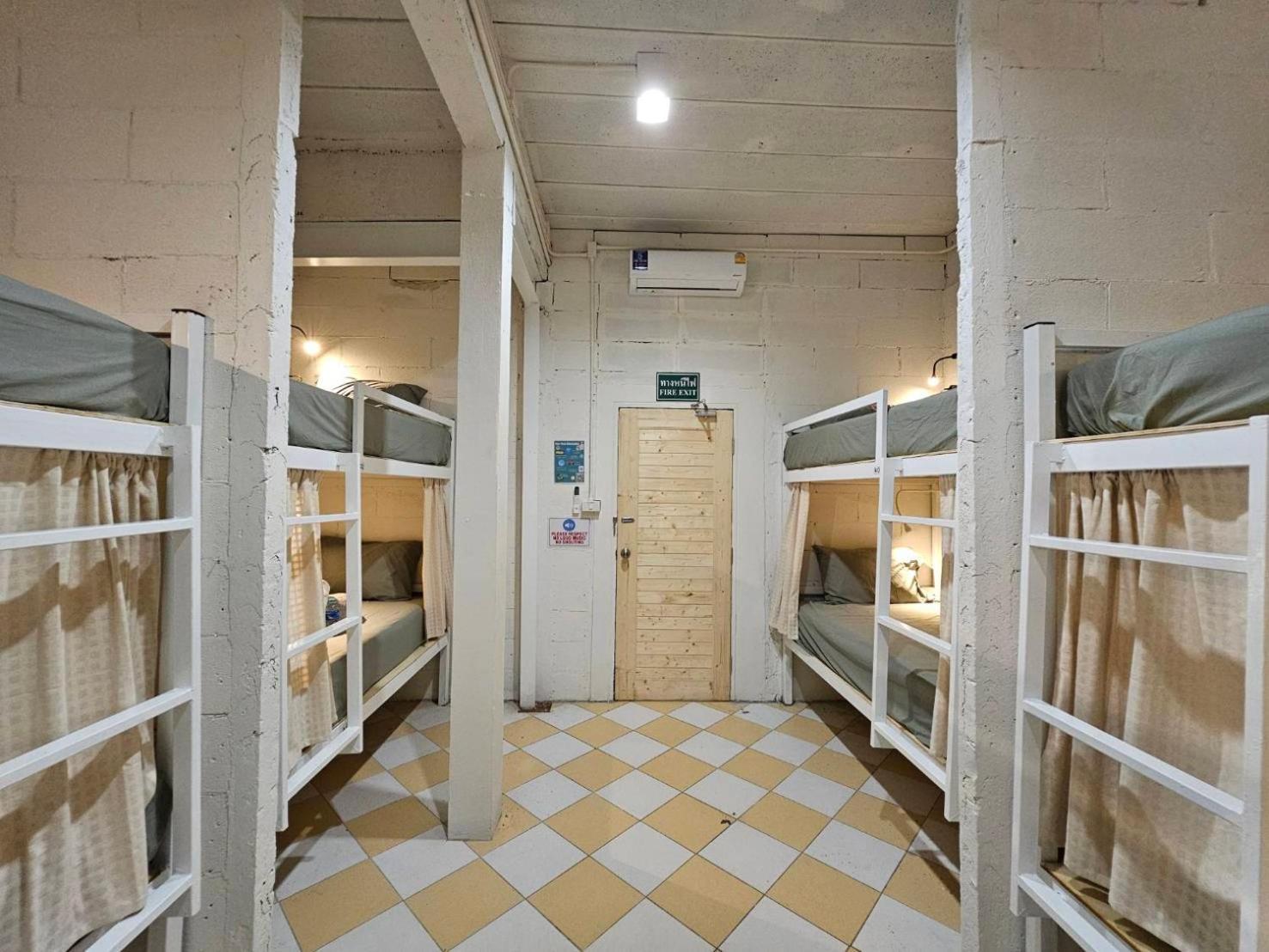 Hao Norn Hostel 통살라 외부 사진