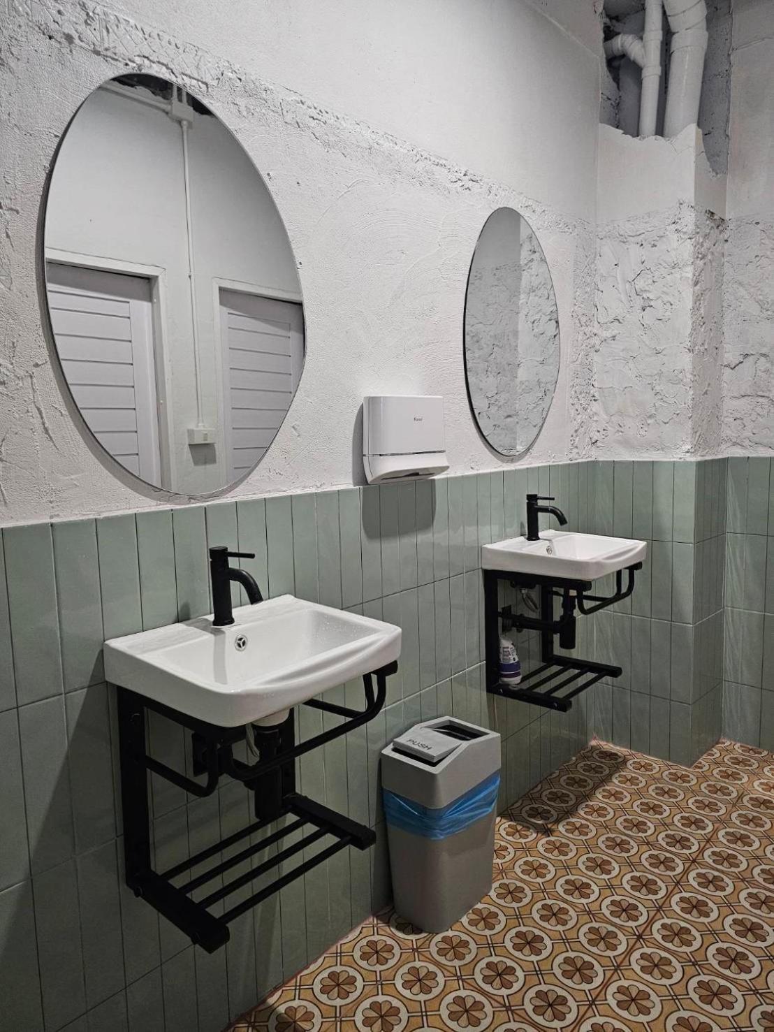 Hao Norn Hostel 통살라 외부 사진
