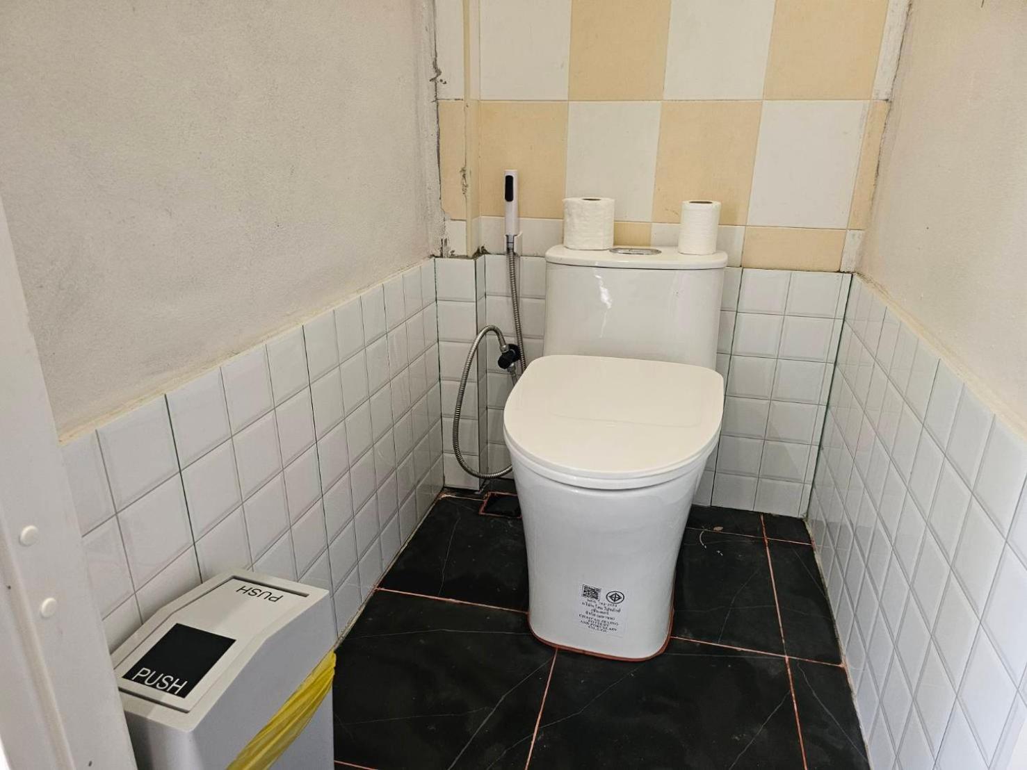 Hao Norn Hostel 통살라 외부 사진